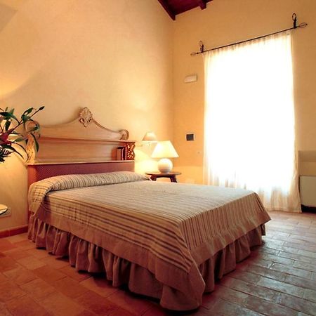 Maison d'hôtes Agriturismo Lecanfore à Castel di Leva Chambre photo